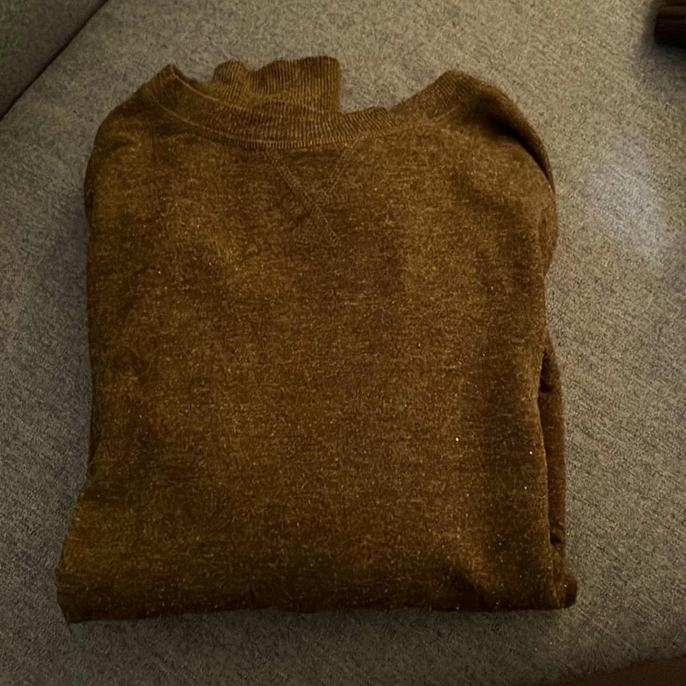 stars above small gray crew neck
